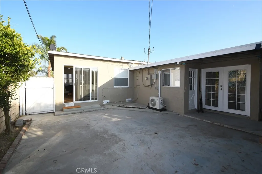 15419 Cimarron Avenue, Gardena, California 90249 home-pic-2